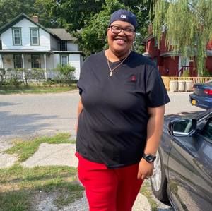 Meet your Posher, Sade